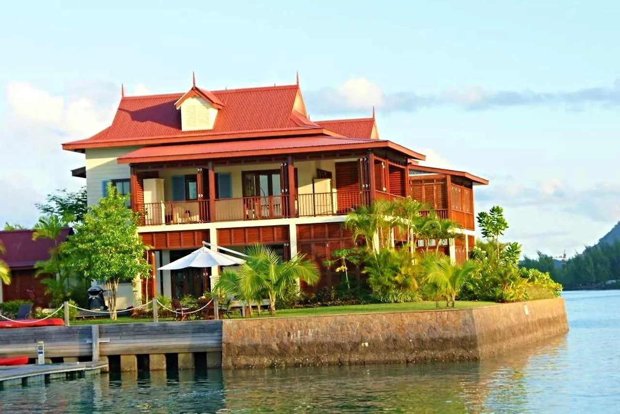 Eden Island, Beach Front, Luxury, 3 Bed Ensuite, Wifi Apartment Eden Island