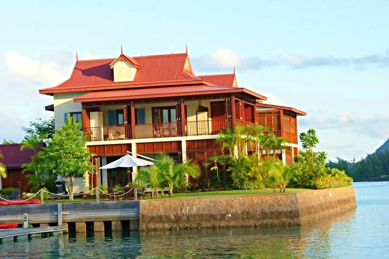 Eden Island, Beach Front, Luxury, 3 Bed Ensuite, Wifi Apartment Eden Island
